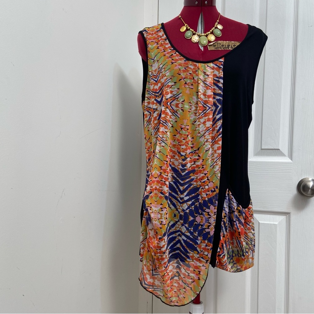 J women black and multicoloured sheer detailing sleeveless top. Size L. Used.